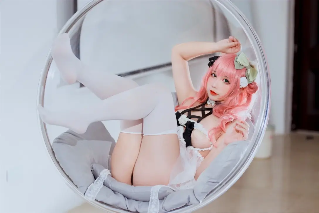 九曲Jean – 粉发妹妹 (正片+自拍)