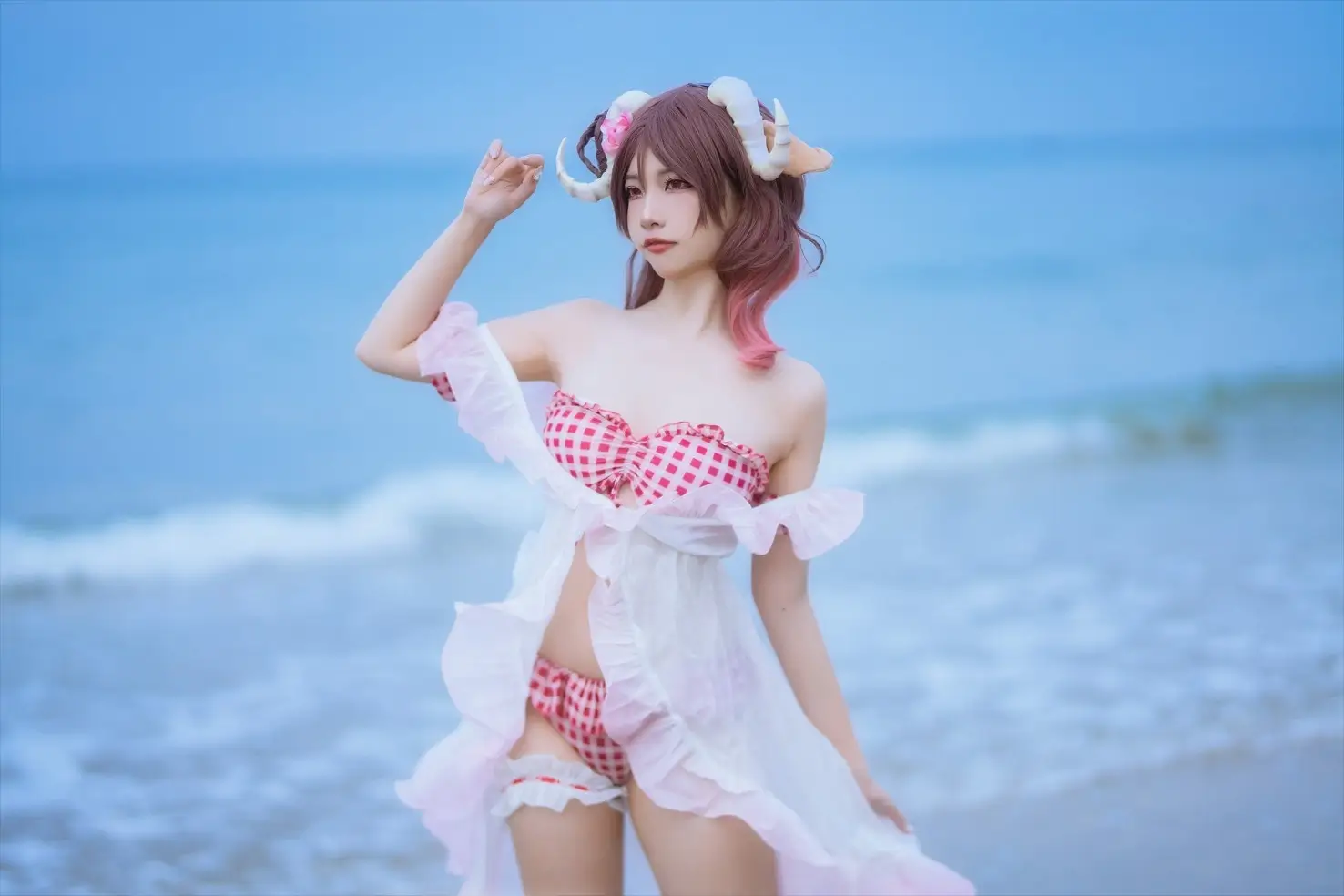 二佐Nisa - 泰拉夏日纪事 明日方舟 方舟艾雅法拉泳装