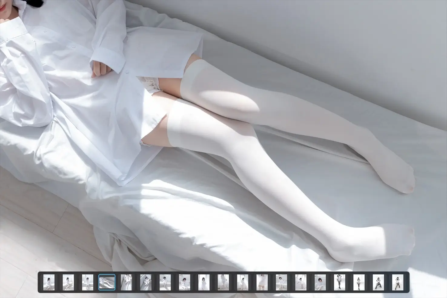 少女秩序 – EXVOL.07 猫猫 双马尾白丝衬衣+黑丝女仆 [29P-147MB]