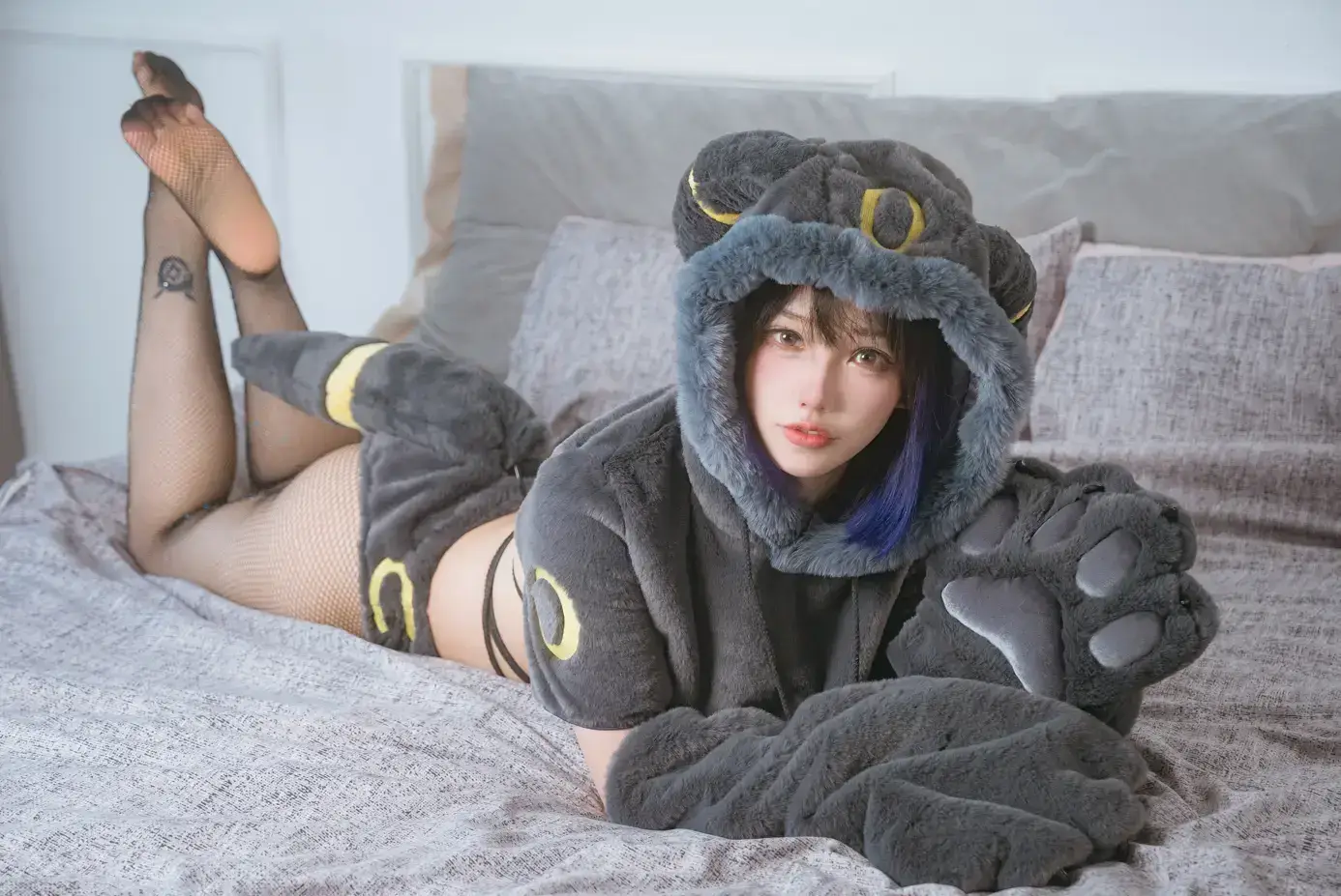 狐洛洛子 – 月之伊布