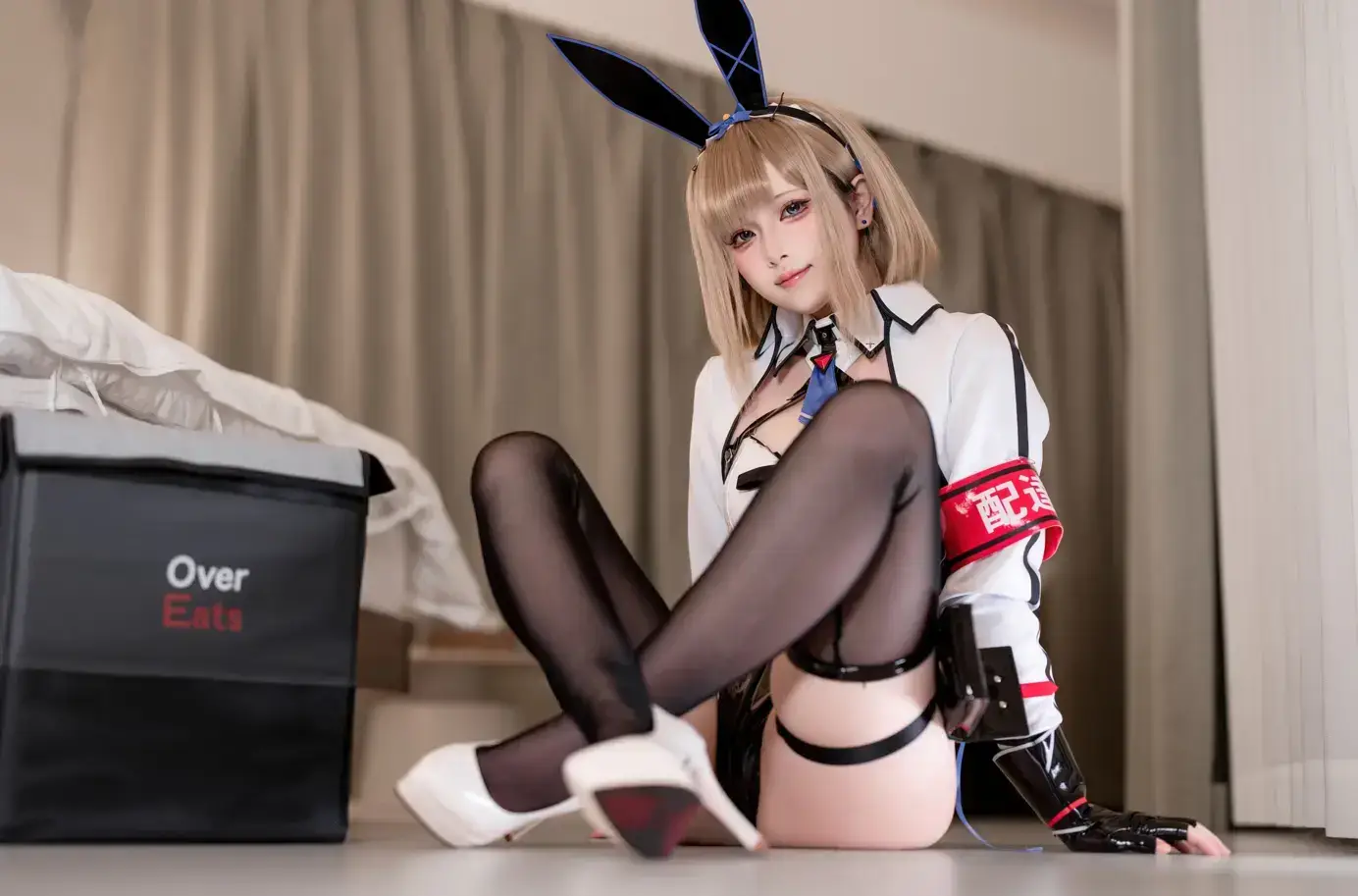 屿鱼 – 外卖兔女郎 小葵