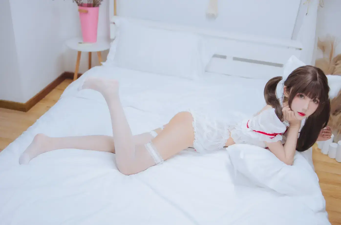 仙女月 – 白猫少女